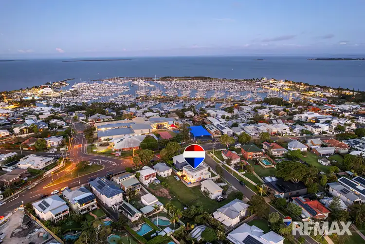 3 School Lane, Manly QLD 4179