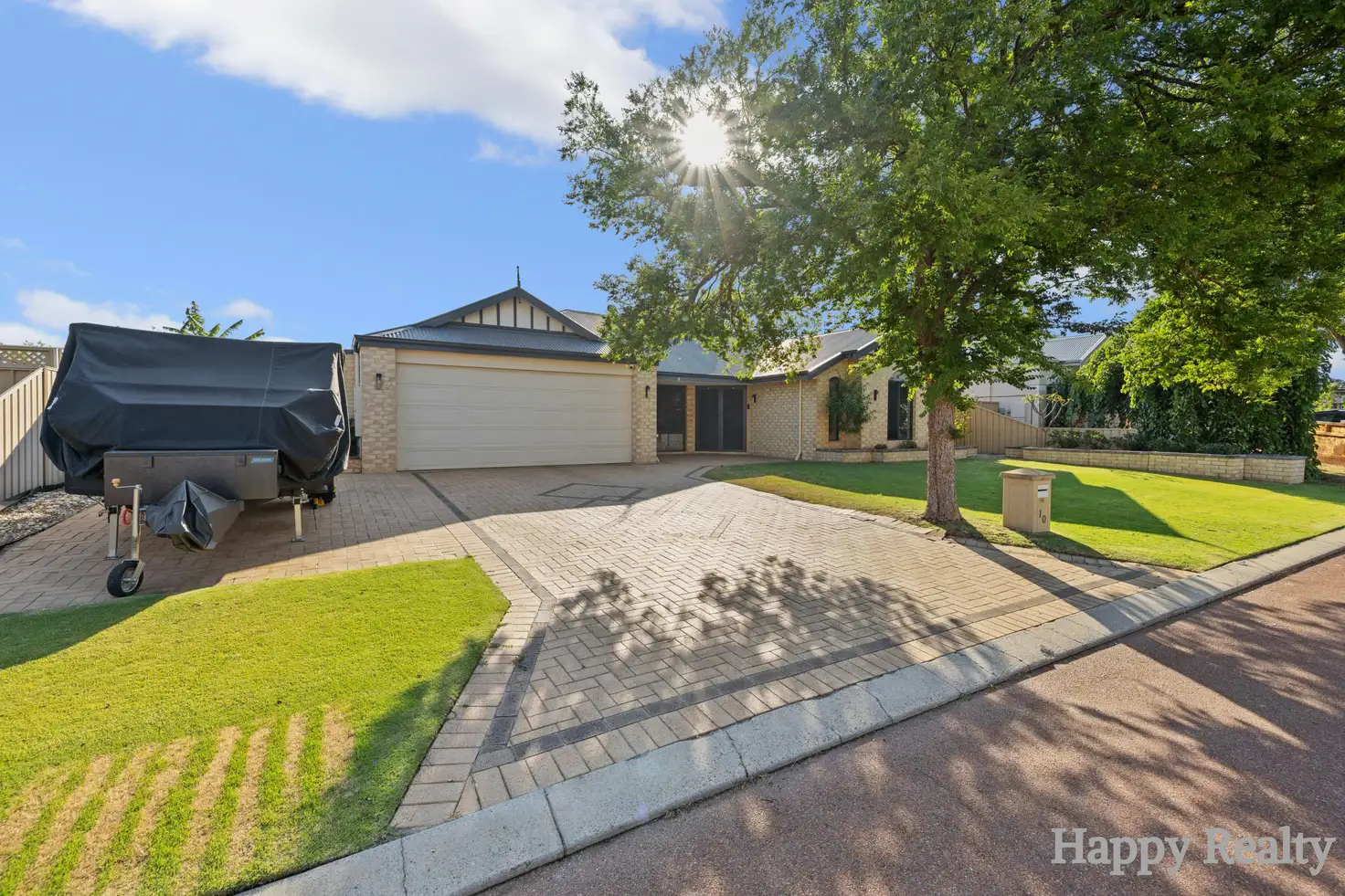 Main view of Homely house listing, 10 Edmonton Road, Canning Vale WA 6155