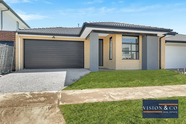 14 Sackville Way, Mickleham VIC 3064