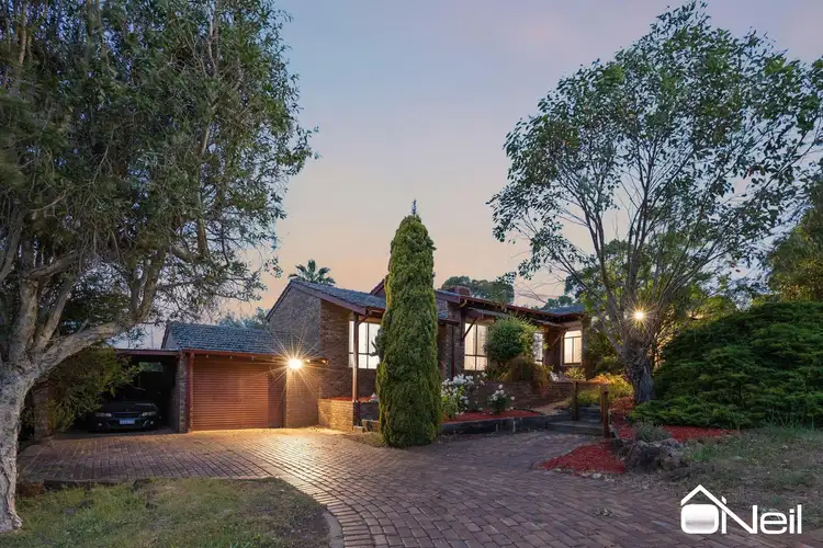 19 Amethyst Crescent, Mount Richon WA 6112