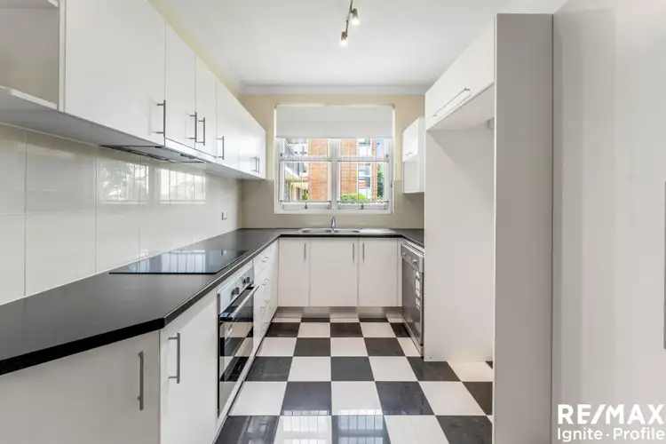 Fourth view of Homely unit listing, 1/16 Dovercourt Road, Toowong QLD 4066