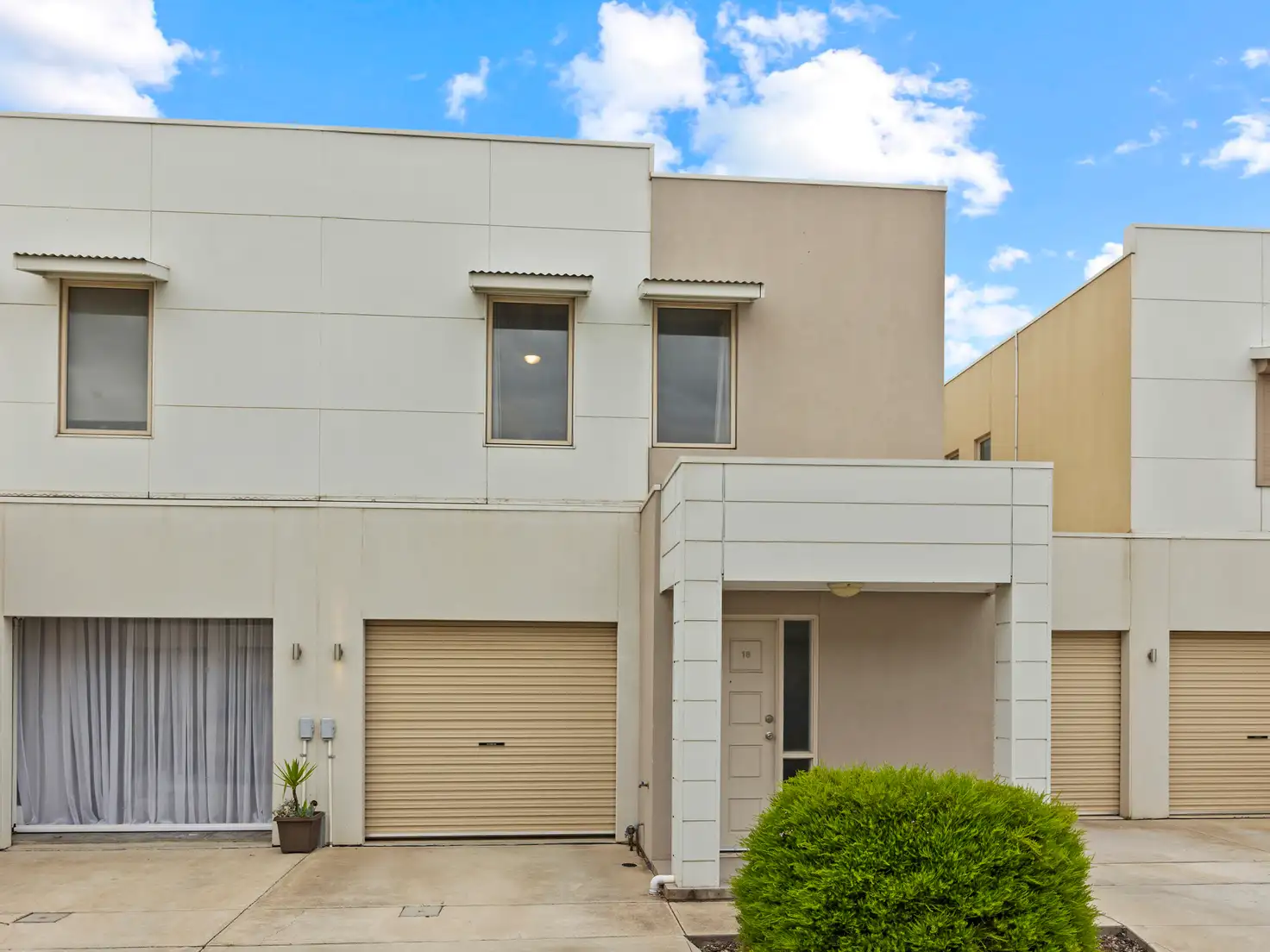 Main view of Homely townhouse listing, 18/19 Hereford Lane, Woodcroft SA 5162