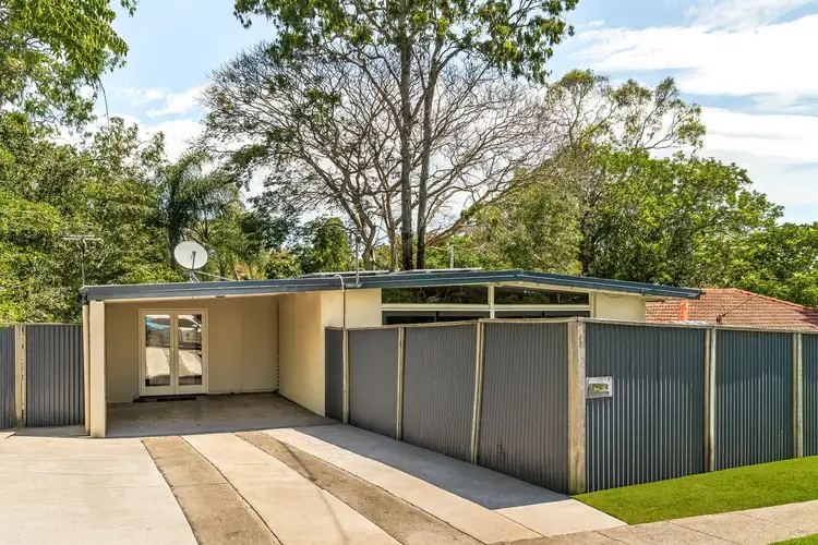 44 Brookfield Road, Kenmore QLD 4069