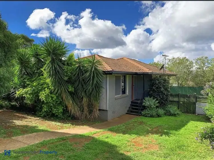 13 Charter Crescent, Rockville QLD 4350