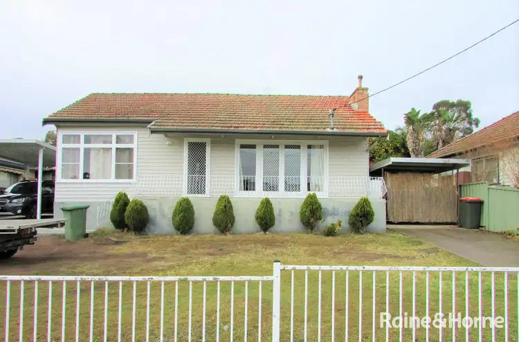 3 Wollombi Road, Cessnock NSW 2325