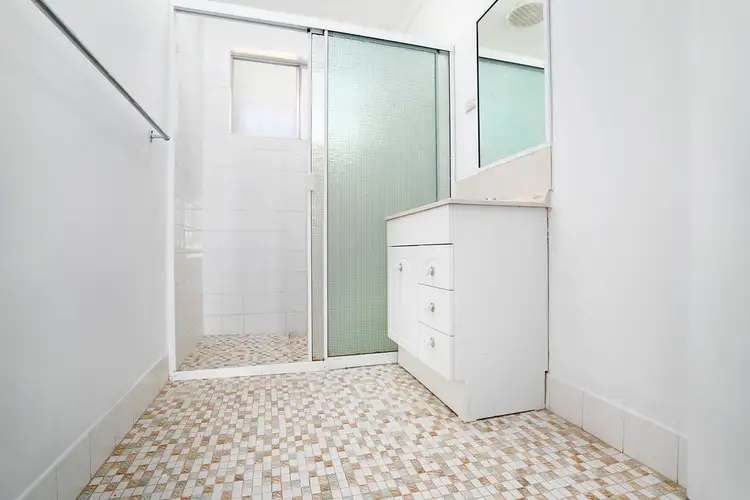 Fifth view of Homely unit listing, 3A Nigel Crescent, Mahomets Flats WA 6530