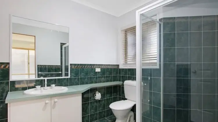 Sixth view of Homely house listing, 5 Marian Way, Lavington NSW 2641