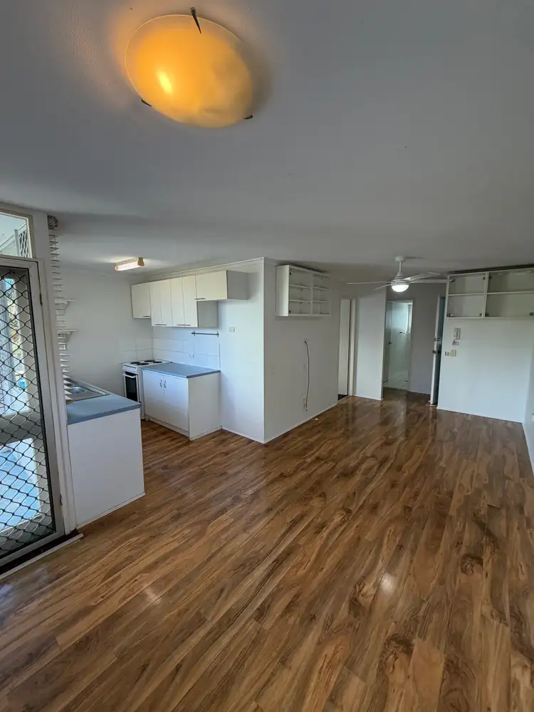 1/26 Labrador Street, Labrador QLD 4215