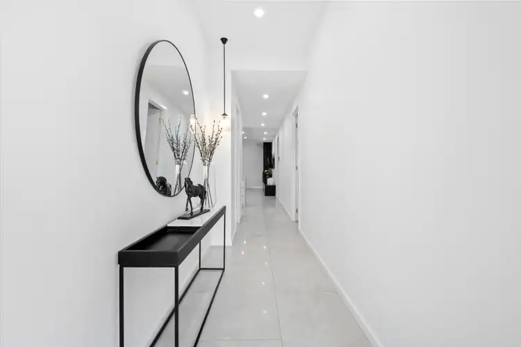 Second view of Homely house listing, 15 Kilimanjaro Street, Craigieburn VIC 3064