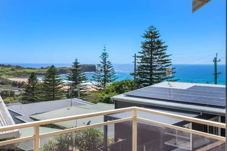 1/4 Dundas Street, Bombo NSW 2533