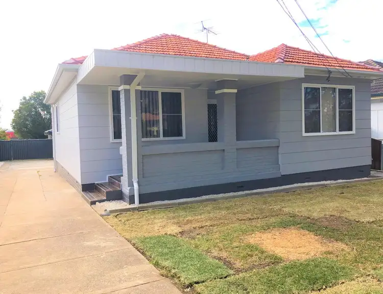 27 Payten Avenue, Roselands NSW 2196