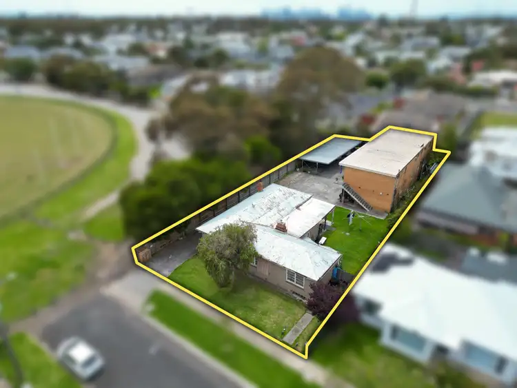 2 Grieves Street, Newport VIC 3015