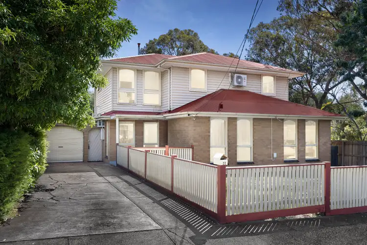 22 Riddell Road