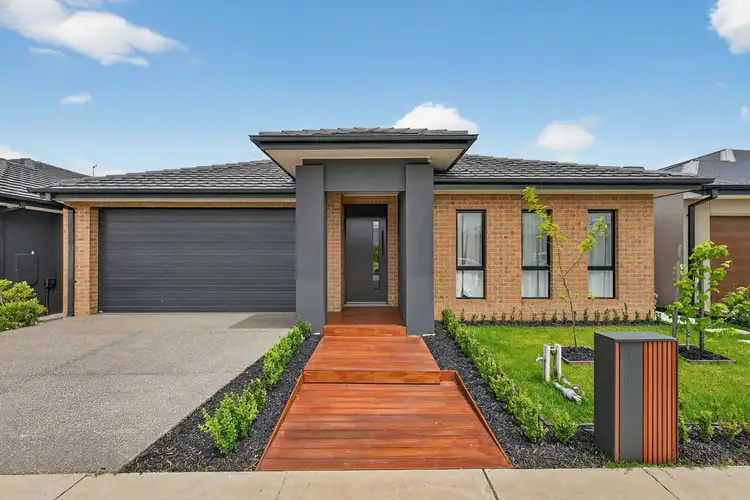 6 Darter Way