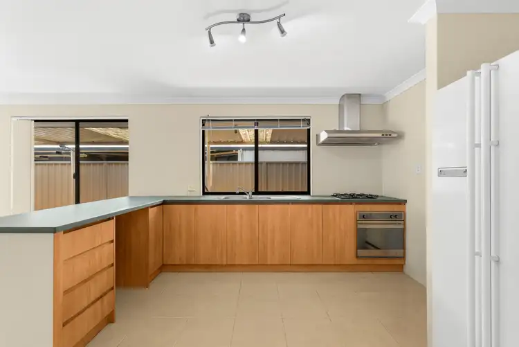 228 Shreeve Road, Canning Vale WA 6155