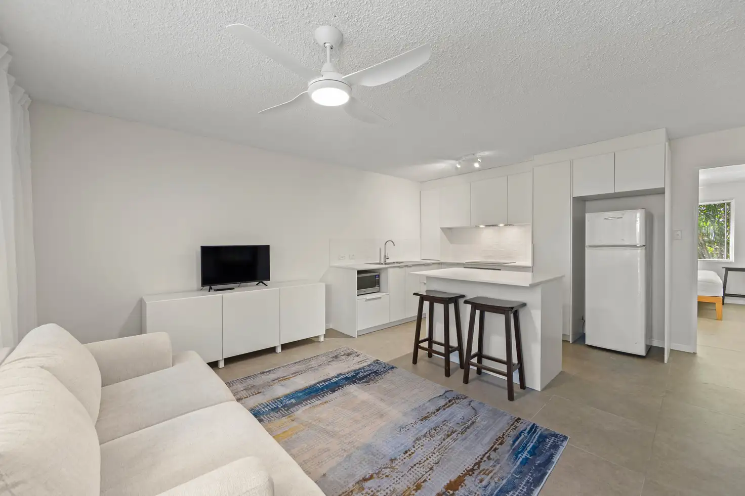 Main view of Homely unit listing, 5/22 Leonard Avenue, Surfers Paradise QLD 4217