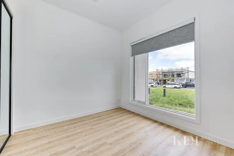 Fifth view of Homely house listing, 5 Tate Walk, Craigieburn VIC 3064