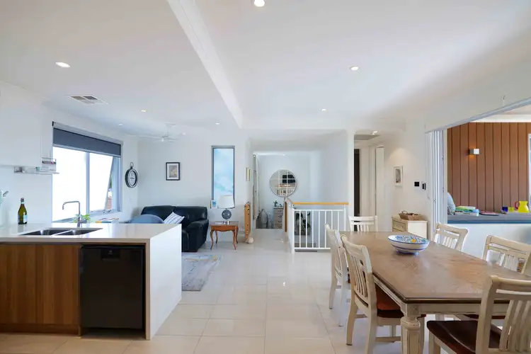 Sixth view of Homely house listing, 2/20 Southbourne Street, Scarborough WA 6019