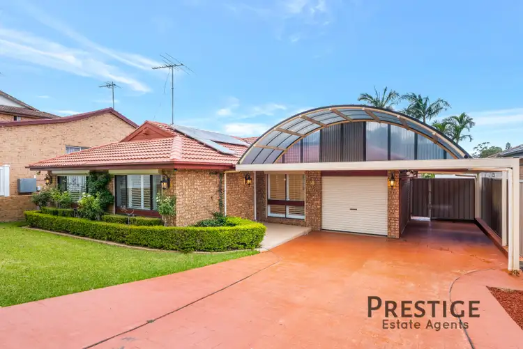 18 Prairievale Road, Bossley Park NSW 2176