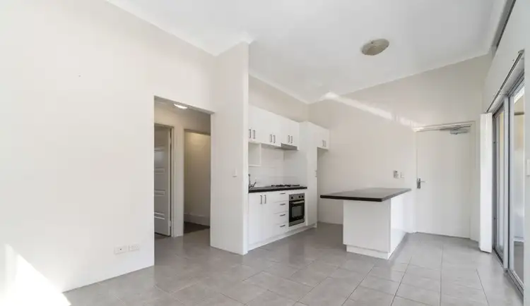 Fifth view of Homely apartment listing, 2/13 Spring Avenue, Midland WA 6056