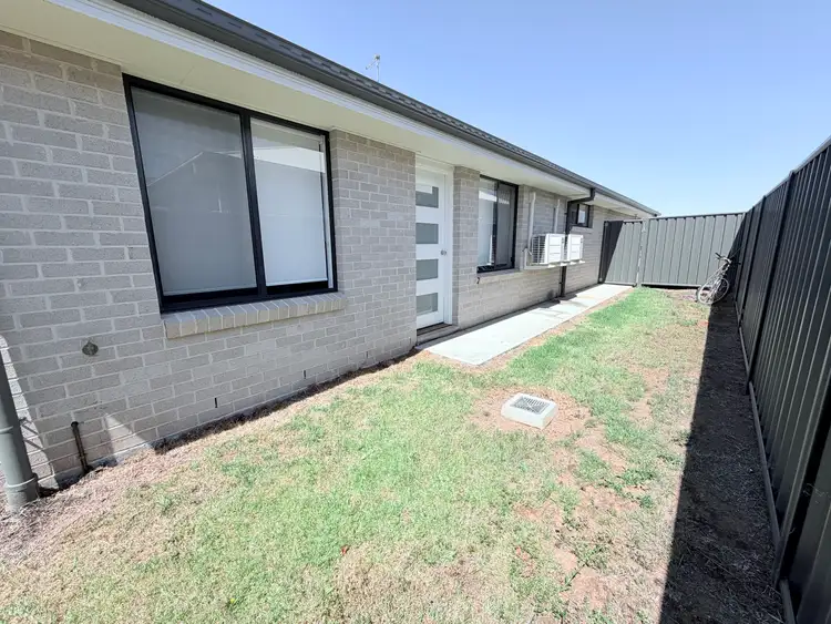 Second view of Homely house listing, 2/18 Francis Avenue, North Tamworth NSW 2340