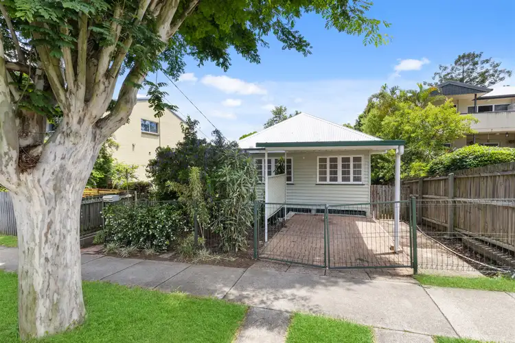 120 Waterton Street, Annerley QLD 4103