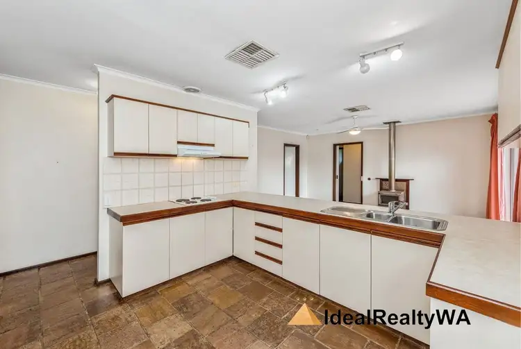 Fourth view of Homely house listing, 21 Burren Gate, Willetton WA 6155