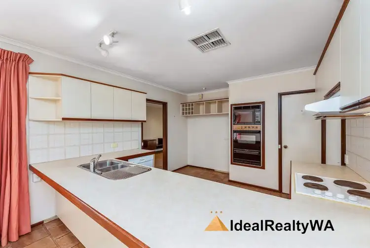 Fifth view of Homely house listing, 21 Burren Gate, Willetton WA 6155