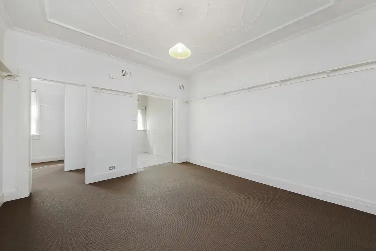 Second view of Homely apartment listing, 5/104 Kirribilli Avenue, Kirribilli NSW 2061