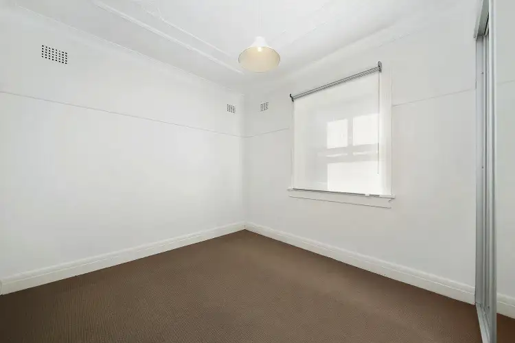 Third view of Homely apartment listing, 5/104 Kirribilli Avenue, Kirribilli NSW 2061