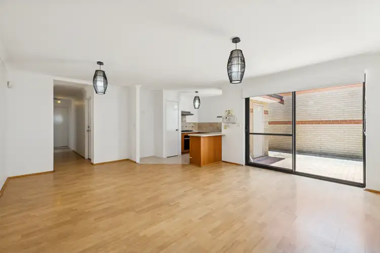 Sixth view of Homely villa listing, 3/94 Beatty Avenue, East Victoria Park WA 6101