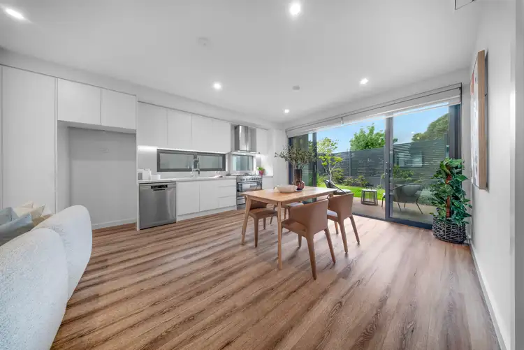 Fifth view of Homely townhouse listing, 6/183 Atherton Road, Oakleigh VIC 3166