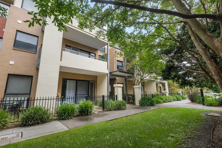 9/1 Greenfield Drive, Clayton VIC 3168