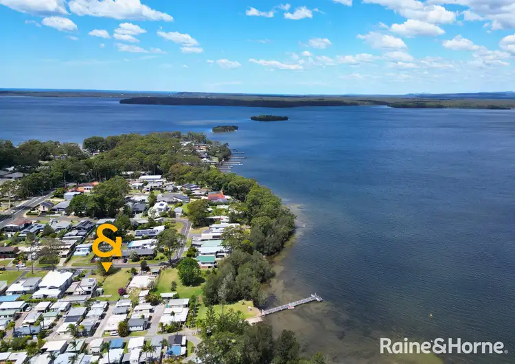 13 Lachlan Crescent, St Georges Basin NSW 2540