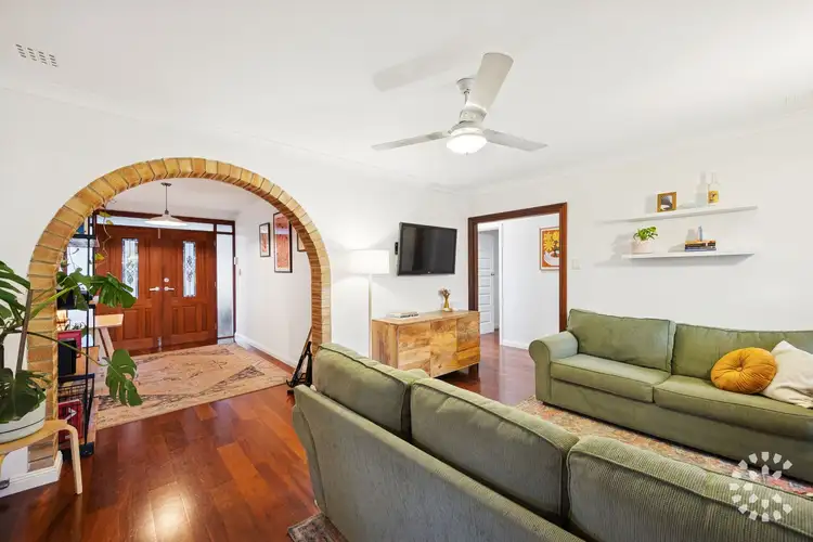 23 Erpingham Road, Hamilton Hill WA 6163