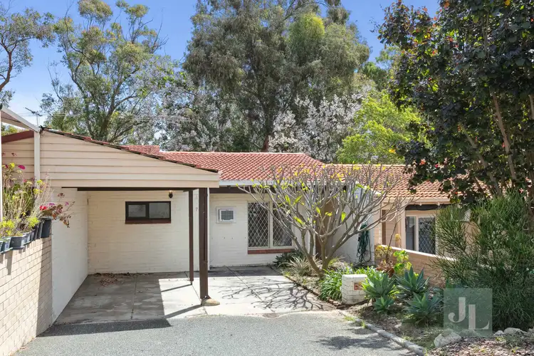 7 Links Court, Claremont WA 6010