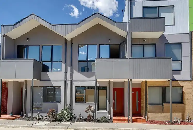 1/24 Featherpark Way, Craigieburn VIC 3064