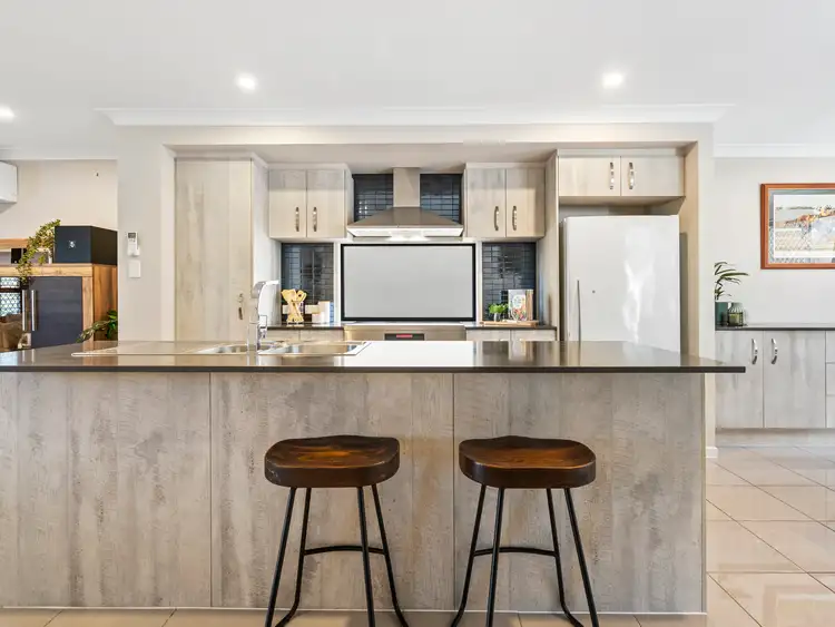 Fifth view of Homely house listing, 15 Kalbarrie Terrace, Thornlands QLD 4164