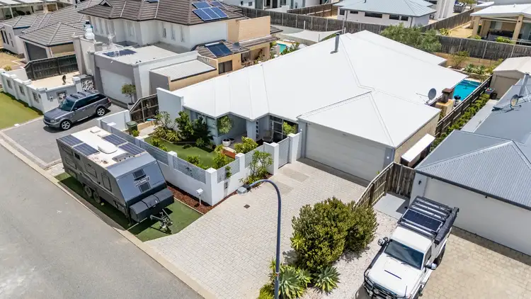 Second view of Homely house listing, 7 Adriana Way, Halls Head WA 6210