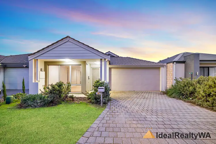53 Lancaster Loop, Piara Waters WA 6112