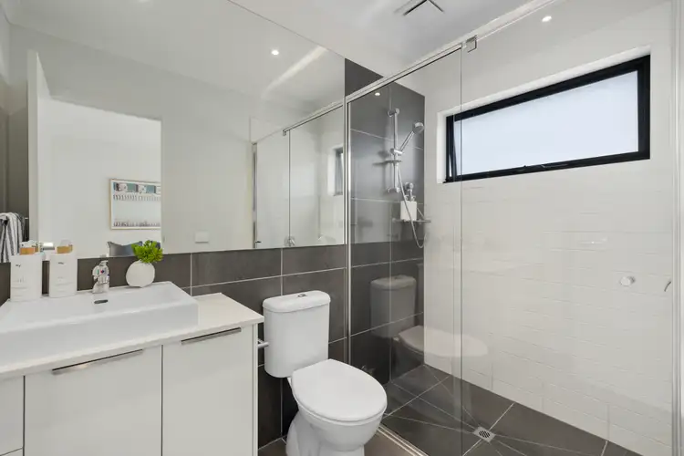 Sixth view of Homely townhouse listing, 2/6 Patterson Street, Bonbeach VIC 3196