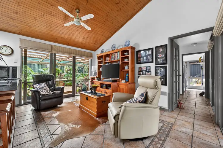 Fifth view of Homely house listing, 27 Felix Street, Grovedale VIC 3216