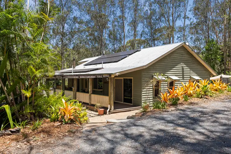 92 Collins Street, Moorina QLD 4506