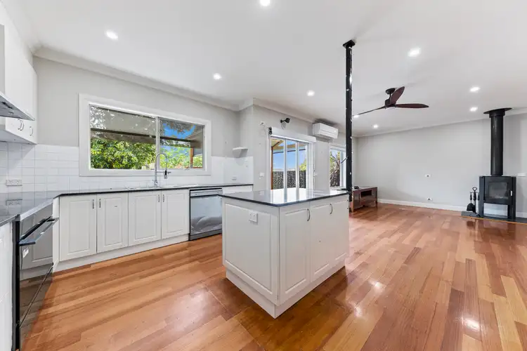 Fourth view of Homely house listing, 2/5 Charles Street, Drouin VIC 3818