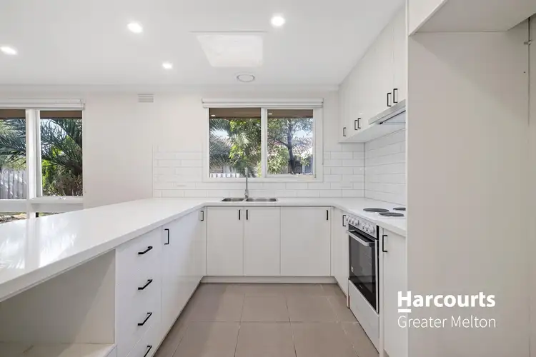 Sixth view of Homely house listing, 1 Mossfiel Drive, Hoppers Crossing VIC 3029