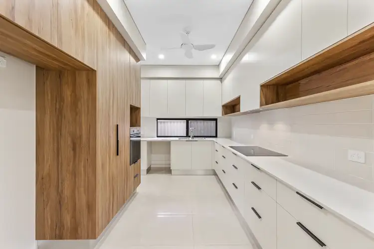 16 Sandpaper Street, Zuccoli NT 832