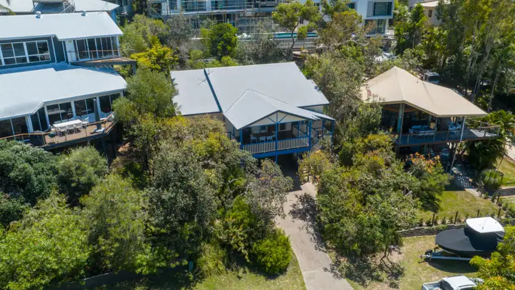 96 Tramican Street, Point Lookout QLD 4183