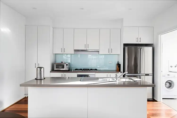 Sixth view of Homely apartment listing, 3/4 Heather Avenue, Brooklyn VIC 3012