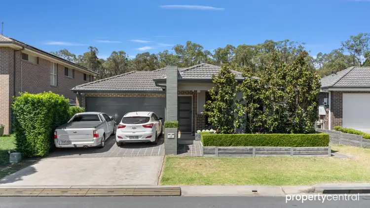 17 Bugle Street, Ropes Crossing NSW 2760