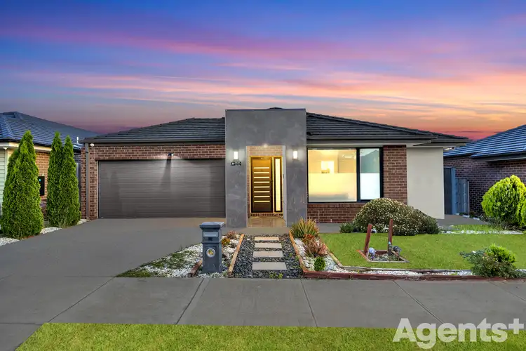 10 Rosewater Street, Manor Lakes VIC 3024